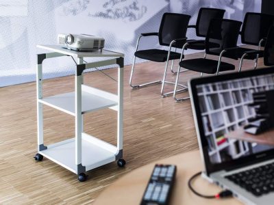 carrito multimedia para proyectores resistentes con ruedas para colegios y oficinas