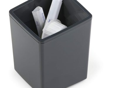cubo de basura pequeño