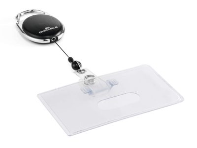 identificador con cordon extensible para portanombres