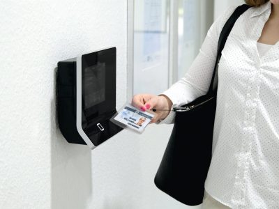 identificador para 2 tarjetas reciclado transparente