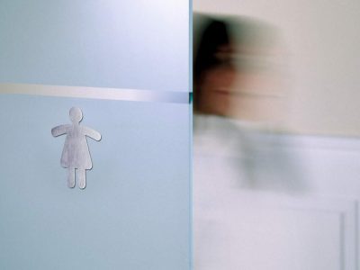 pegatina de acero para puerta wc mujeres barata