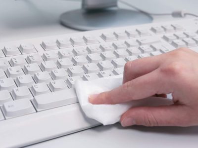 toallitas limpieza para superficies plasticas ordenadores