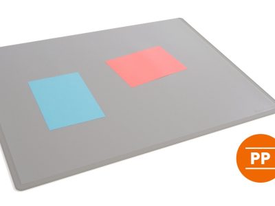 vade-de-escritorio-con-cubierta-transparente-gris